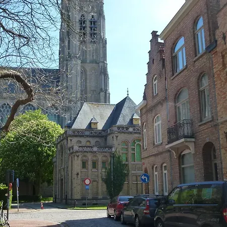 Vakantiehuis Holiday Astrid In Het Centrum Vd Stad Naast Cathedraal Ieper